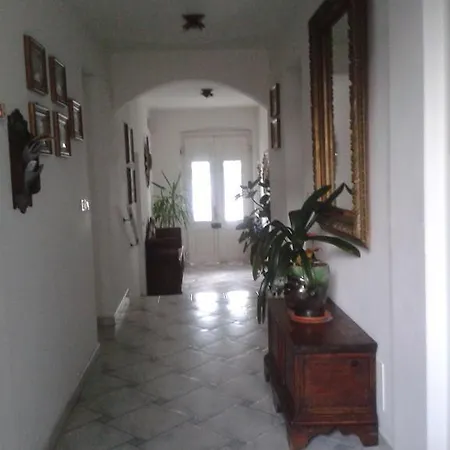 Giulia Apartment *